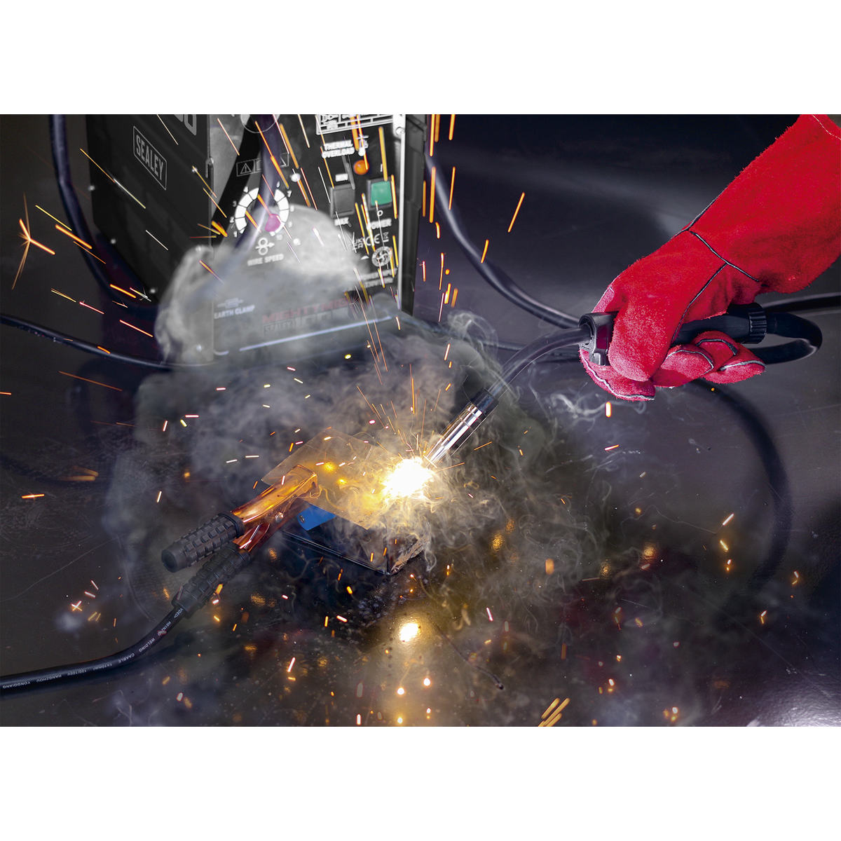 Gasless MIG Welder 100A 230V