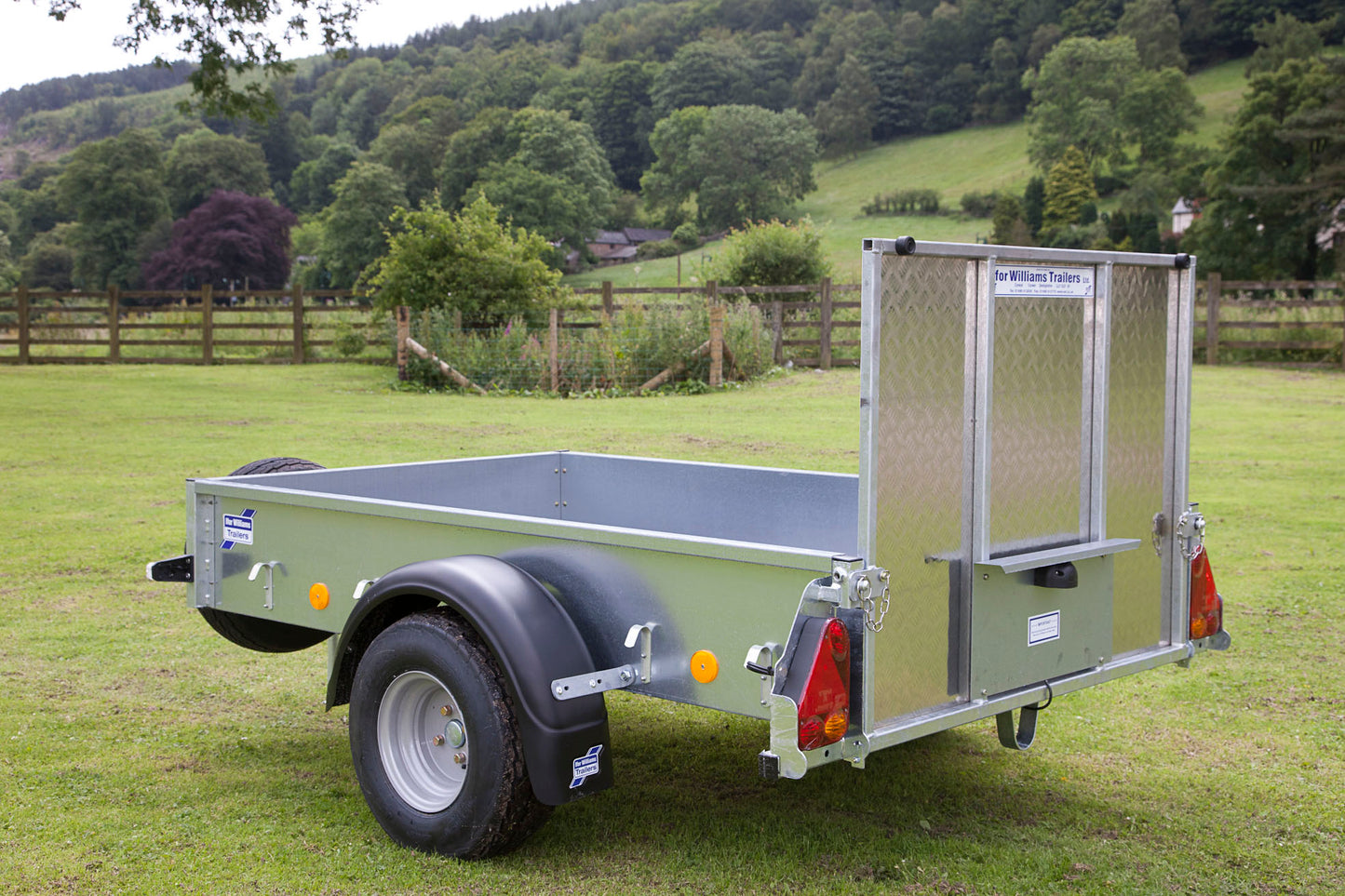 P6E Trailer with Ramp and Flotation Tyres